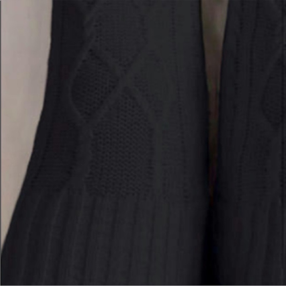 Black Cable Knit Over-the-Knee Socks - Picture 3 of 8
